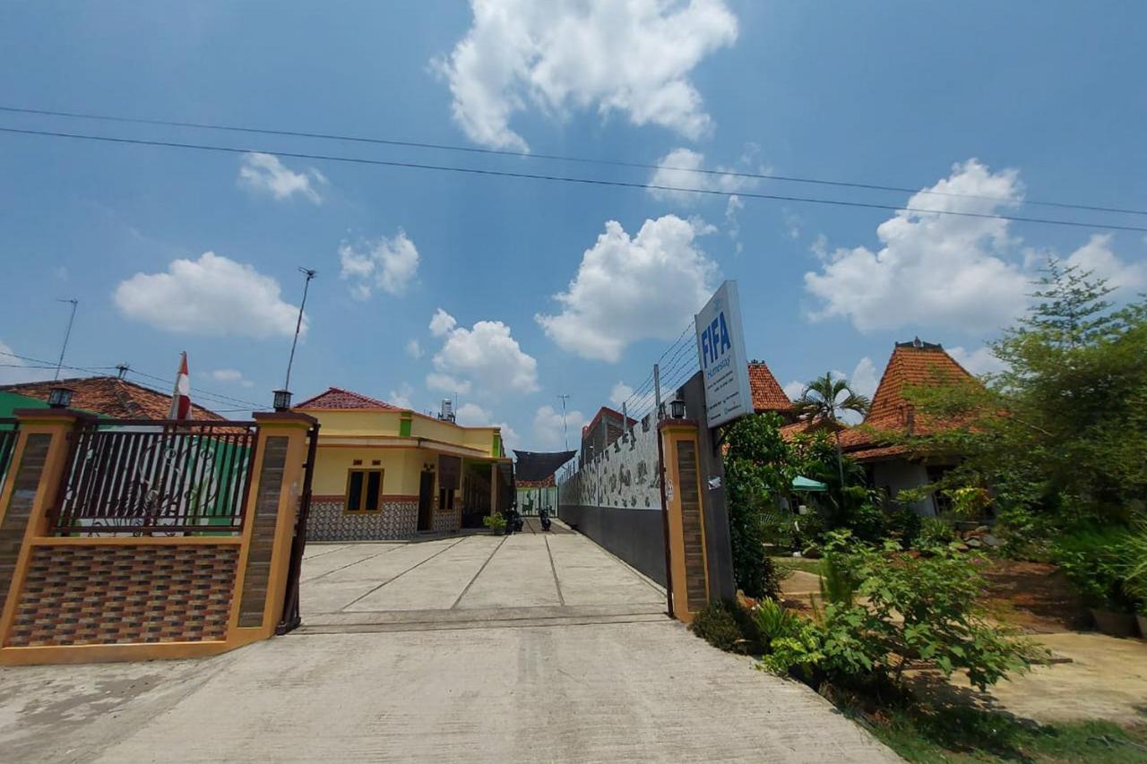 Homestay Fifa Syariah Pati Near Rsud Raa Soewondo Eksteriør bilde