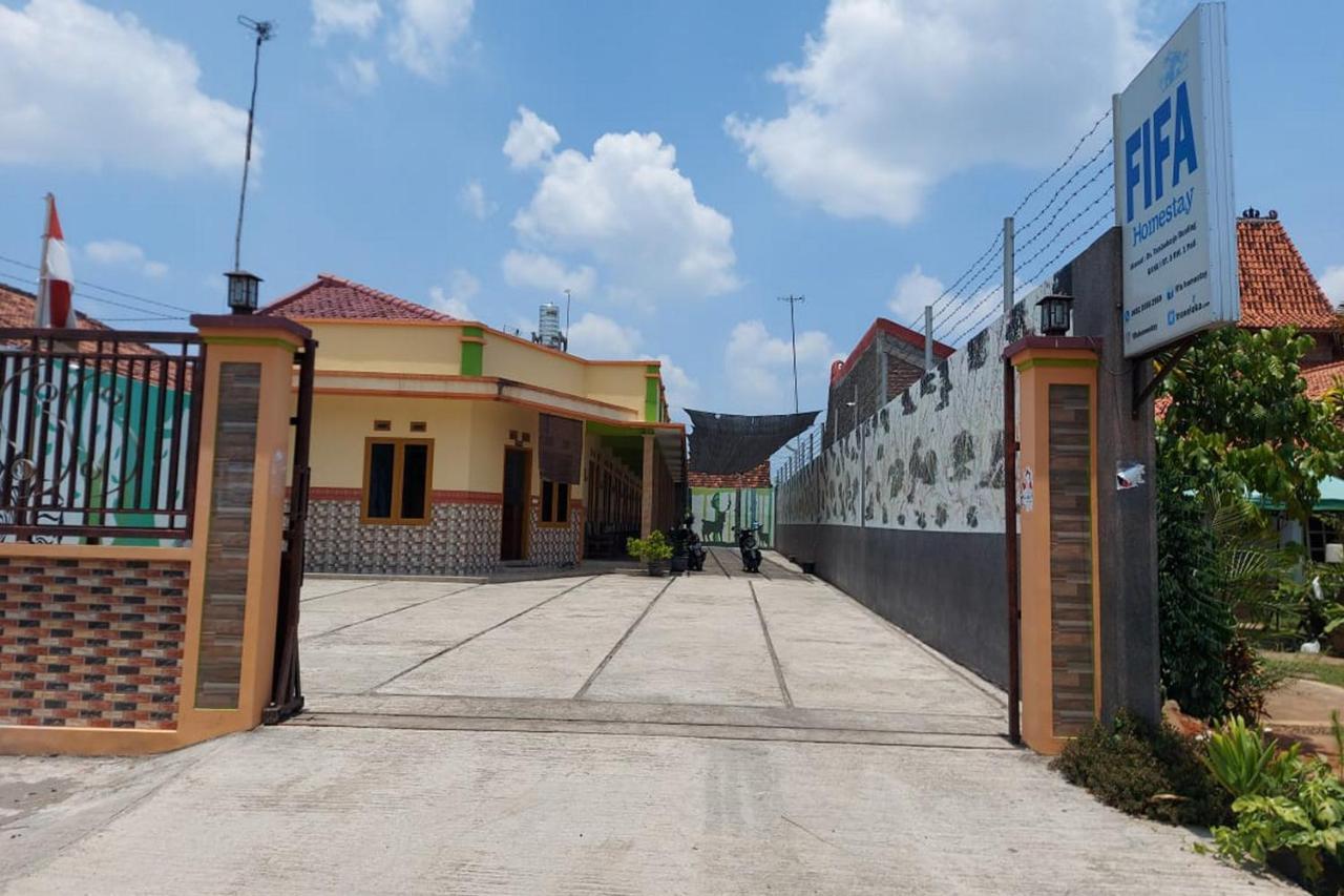 Homestay Fifa Syariah Pati Near Rsud Raa Soewondo Eksteriør bilde